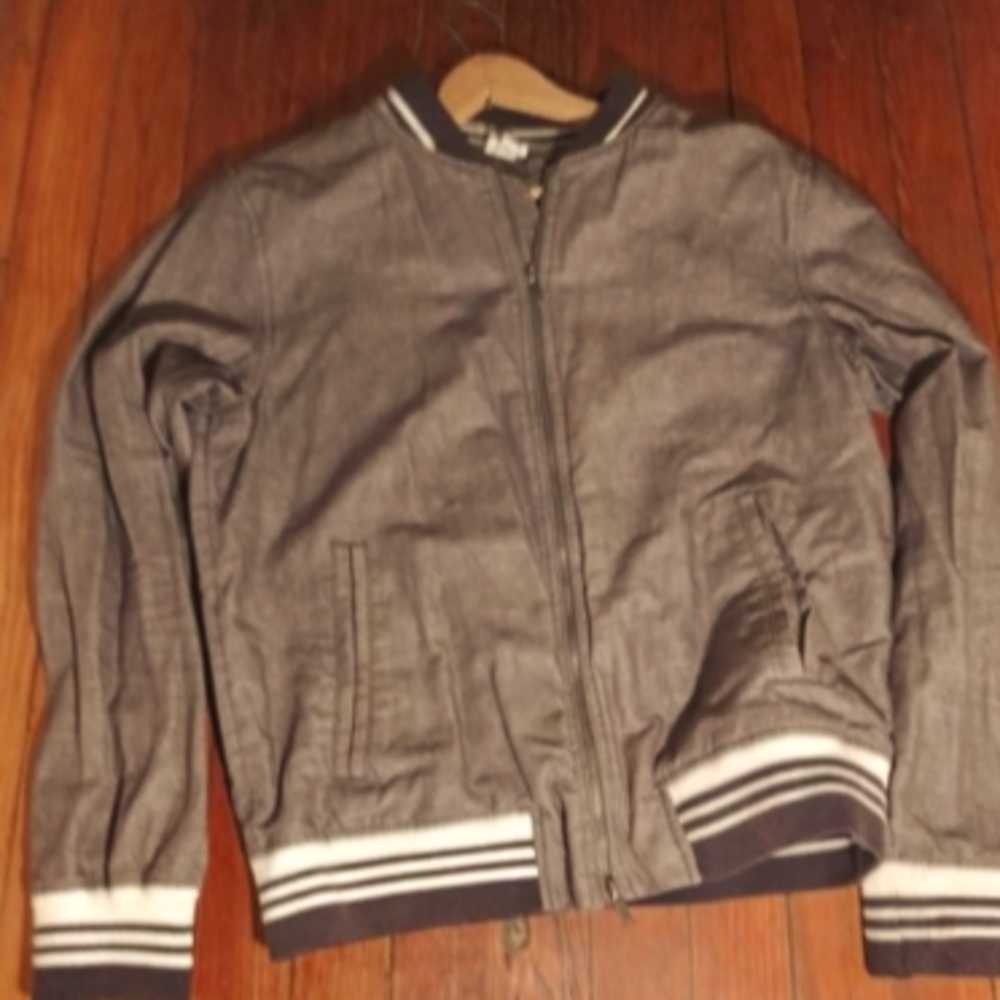 Light-weight Bomber Jacket